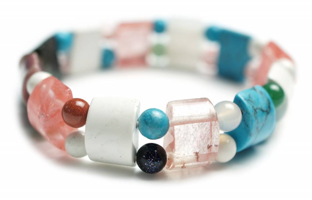 Les bienfaits des bracelets en pierres naturelles pour l'équilibre et la guérison